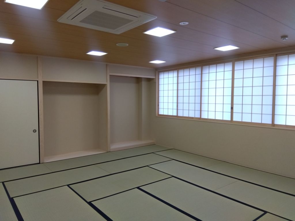 落ち着いた趣のある和室の写真