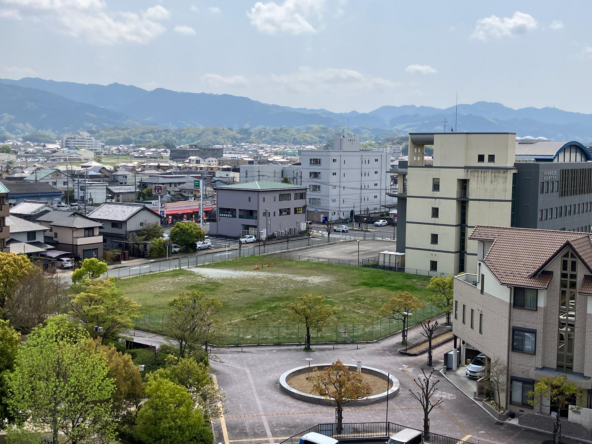 畝傍御陵前駅東側 写真