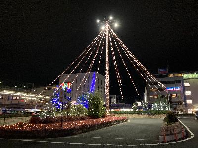 大和八木駅前のツリーイルミネーションの写真