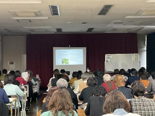 2025年11月7日香芝市にて学習会「今、昔話を語りつぐということ」
