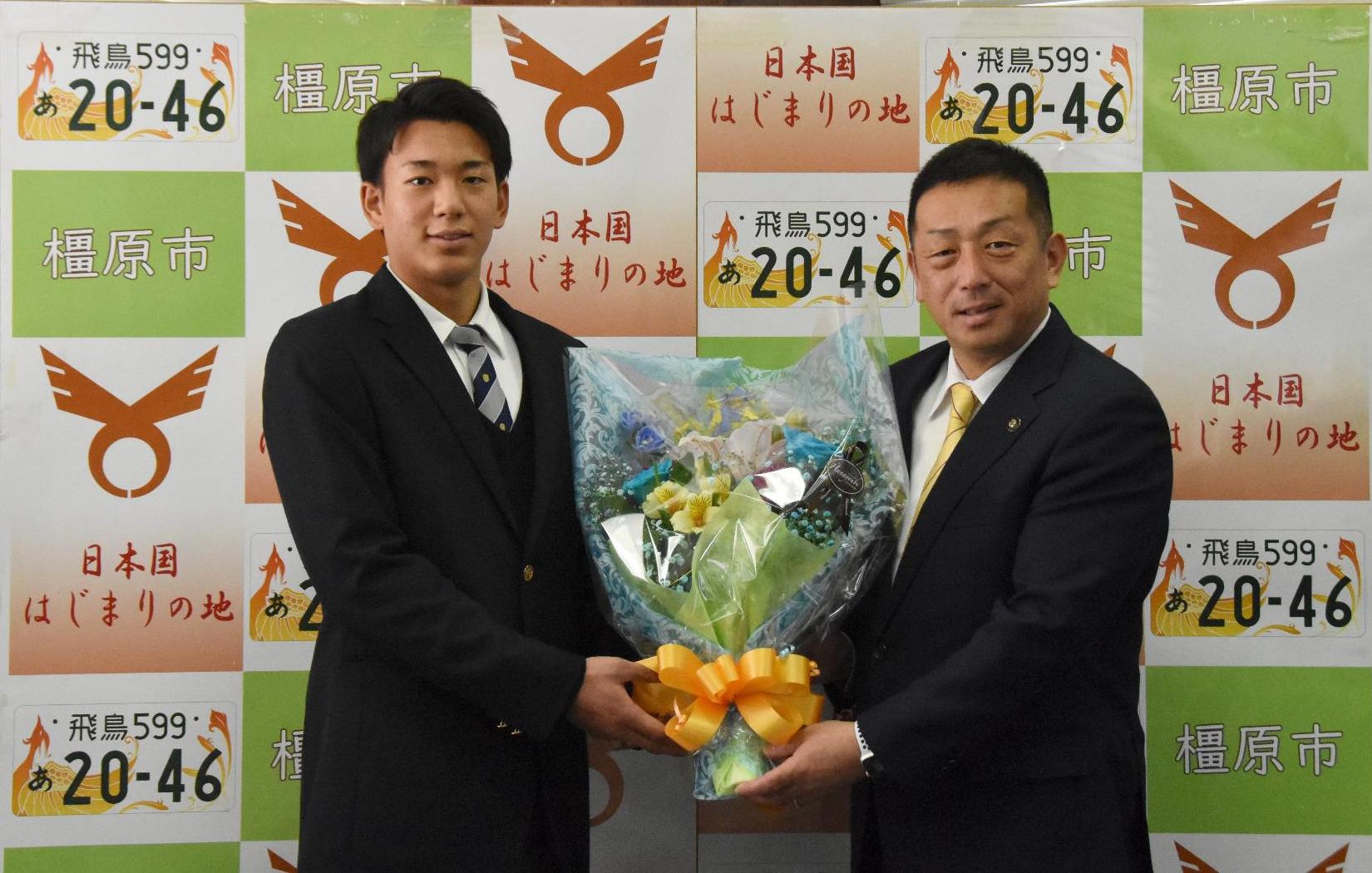 岸本選手と亀田市長