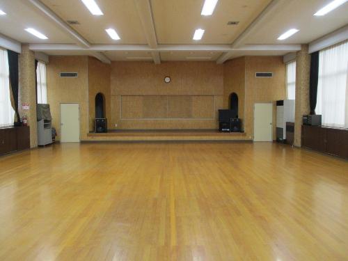 香久山地区公民館講堂
