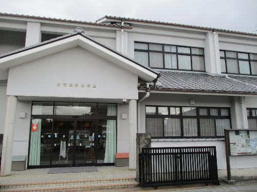 真菅地区公民館外観