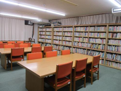 白橿地区公民館図書室