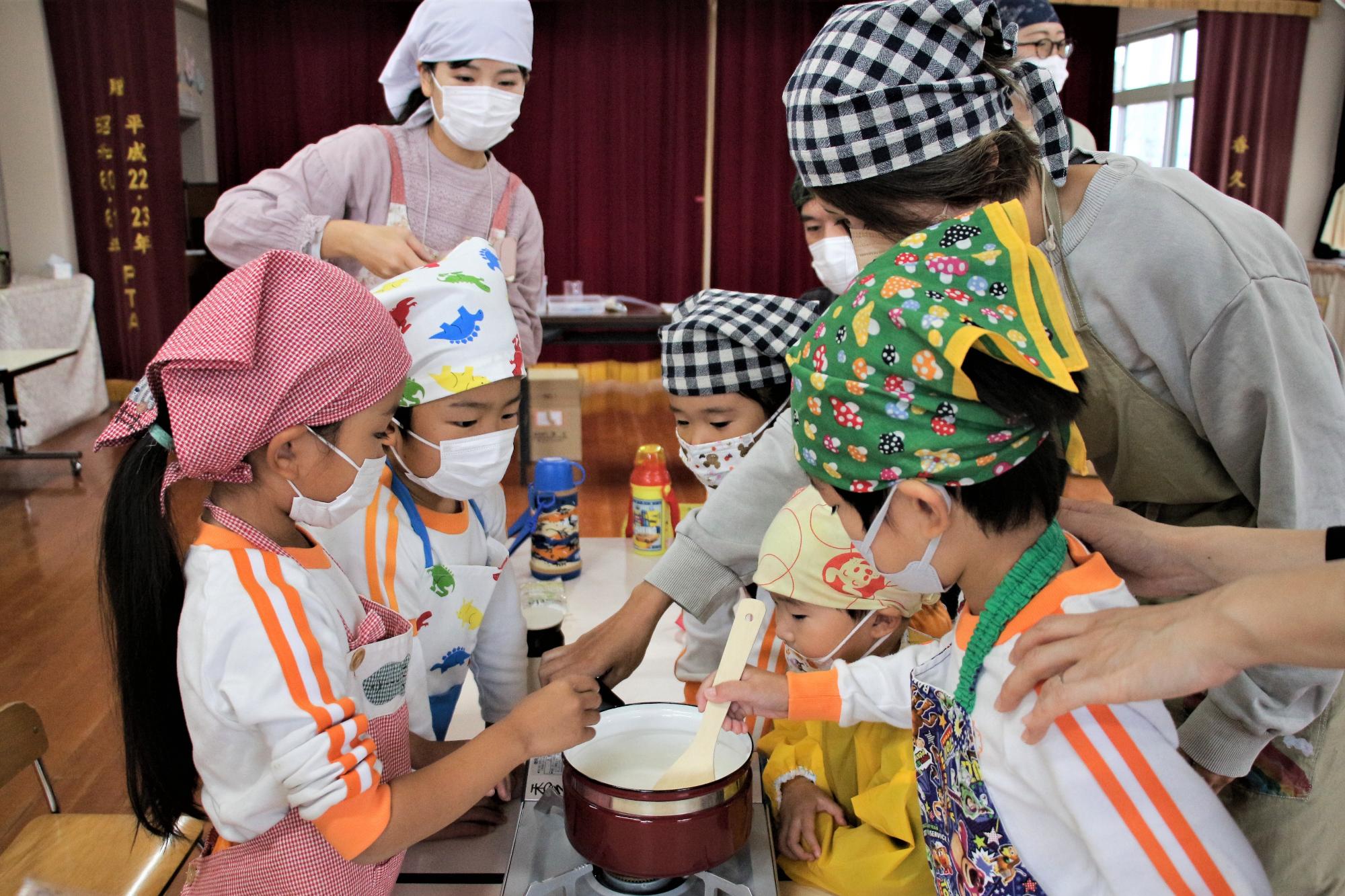 くずもちづくり